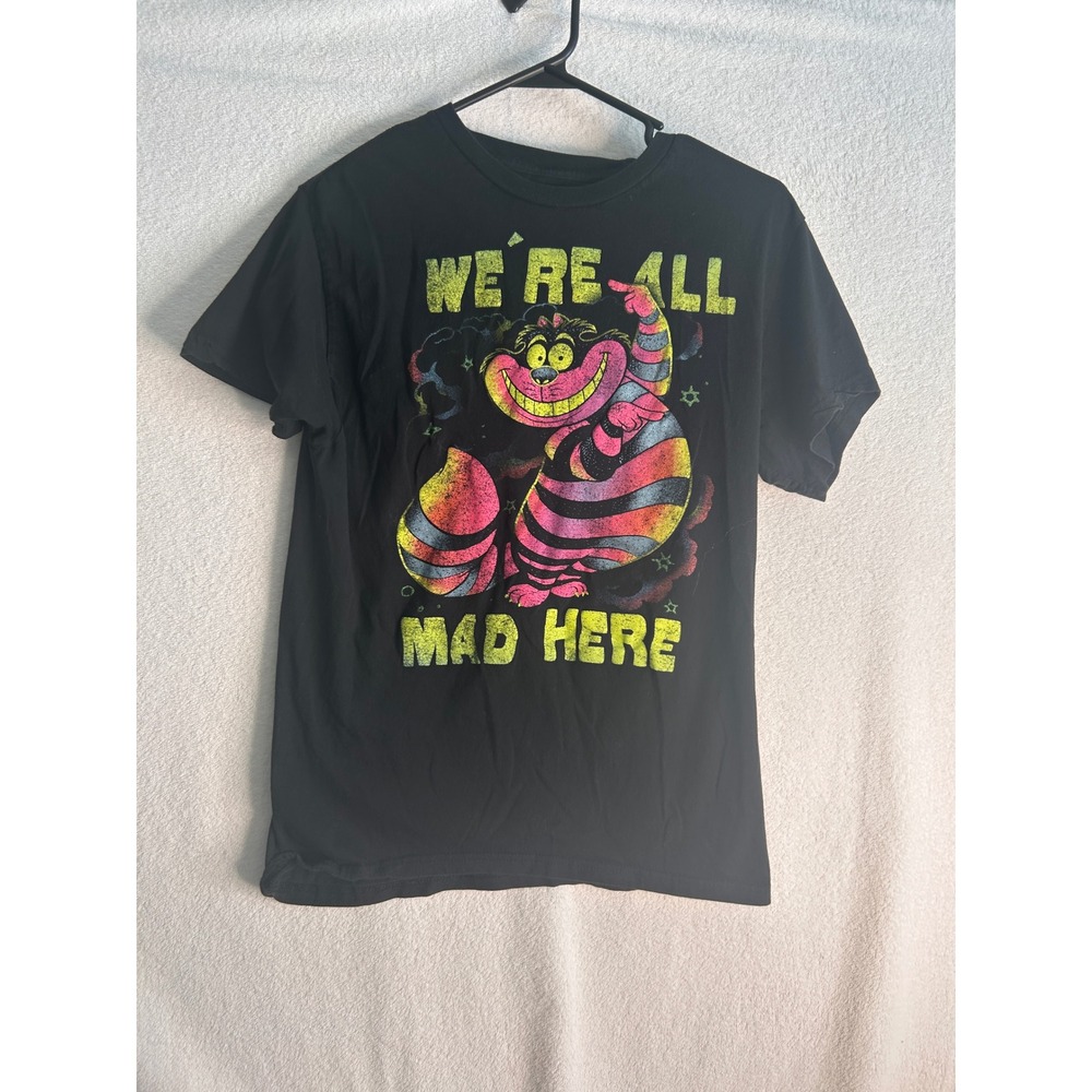 Disney Alice in Wonderland Cheshire Cat We're All Mad Here Black T-Shirt Medium